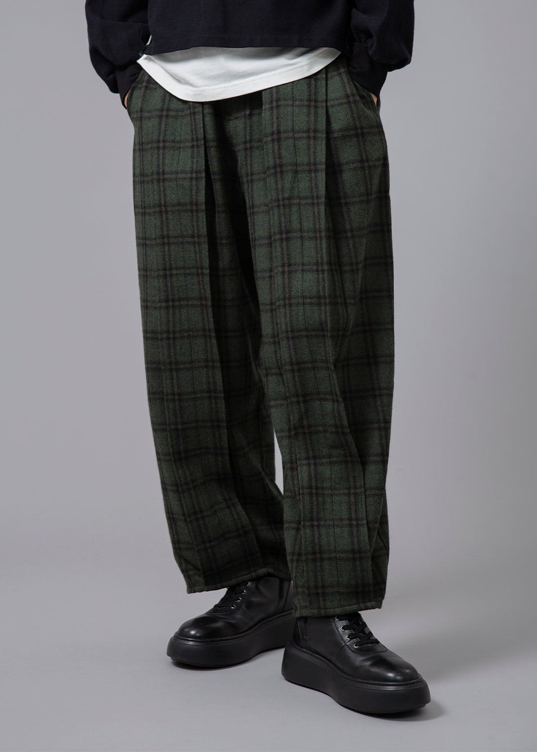 Sculpted Deep Tuck Pants Winterella