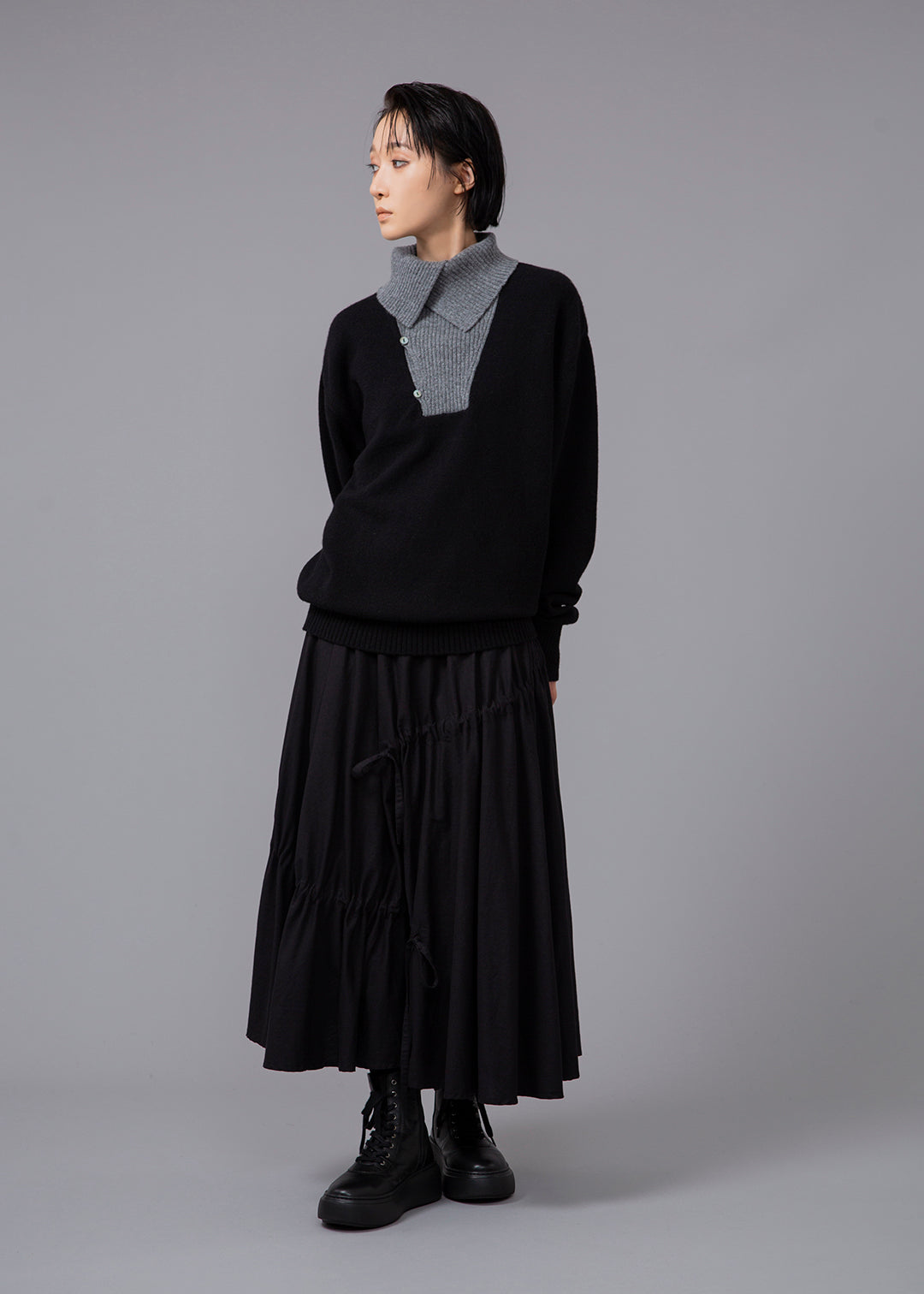 I.V. Collar Block Sweater Lambswool