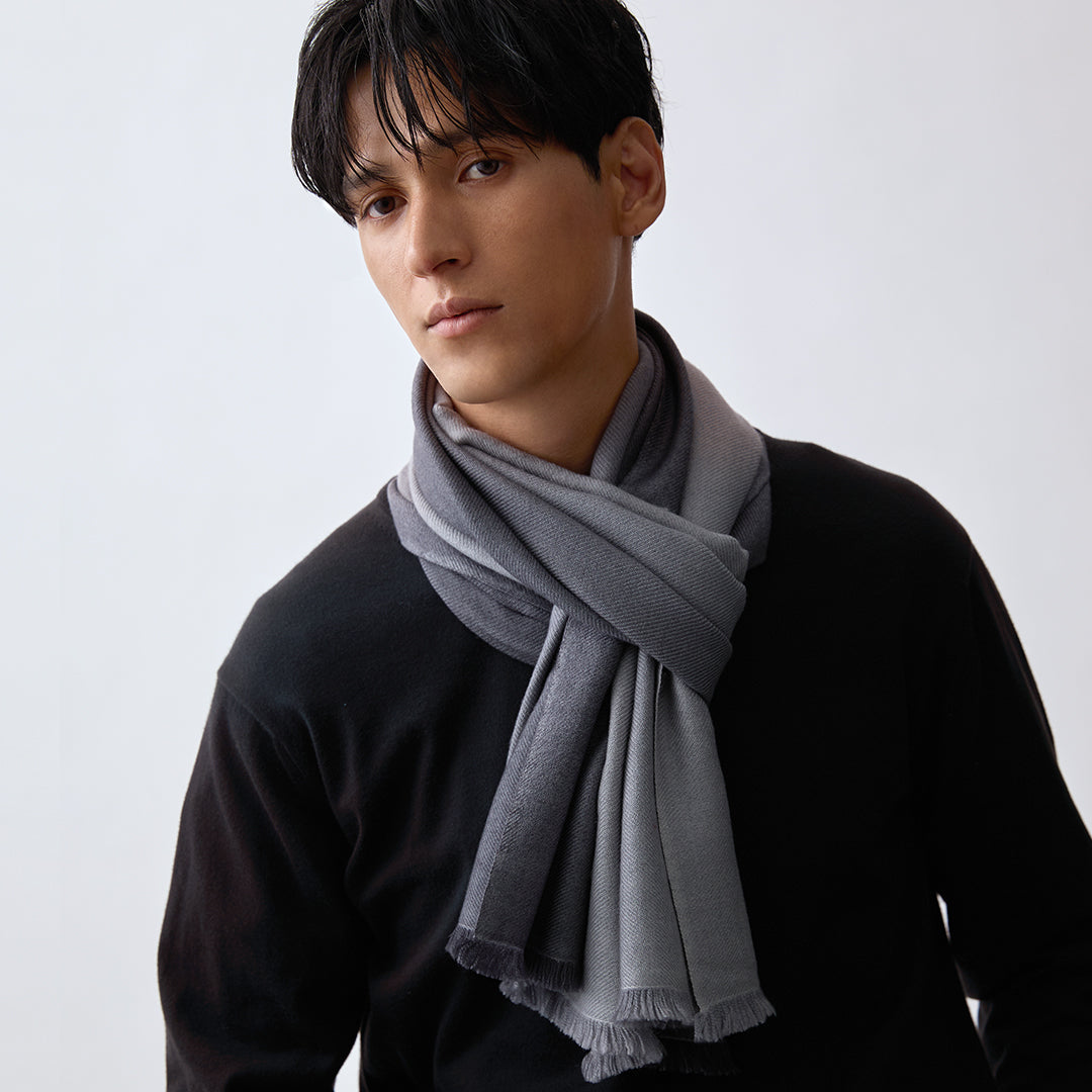 Tonal Gradation Stole