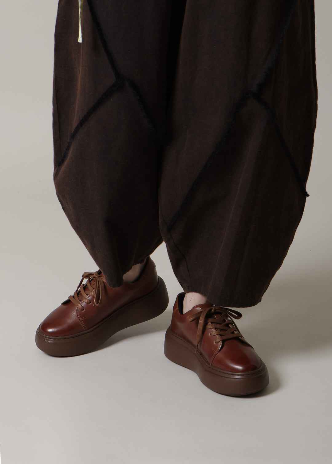 THE WALKER No.001 PLATFORM – マザーハウス 公式サイト