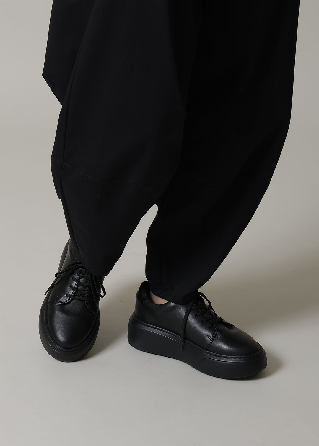 THE WALKER No.002 PLATFORM