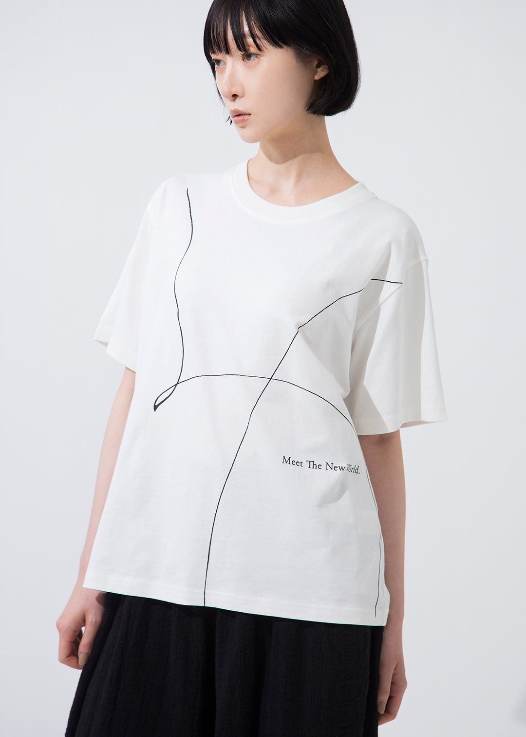 ''Meet The New World'' T-shirt