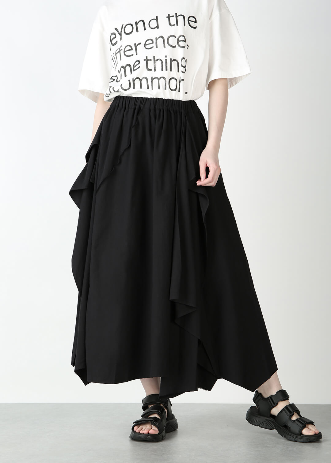 Yuragi Asymmetry Skirt 150tw Khadi