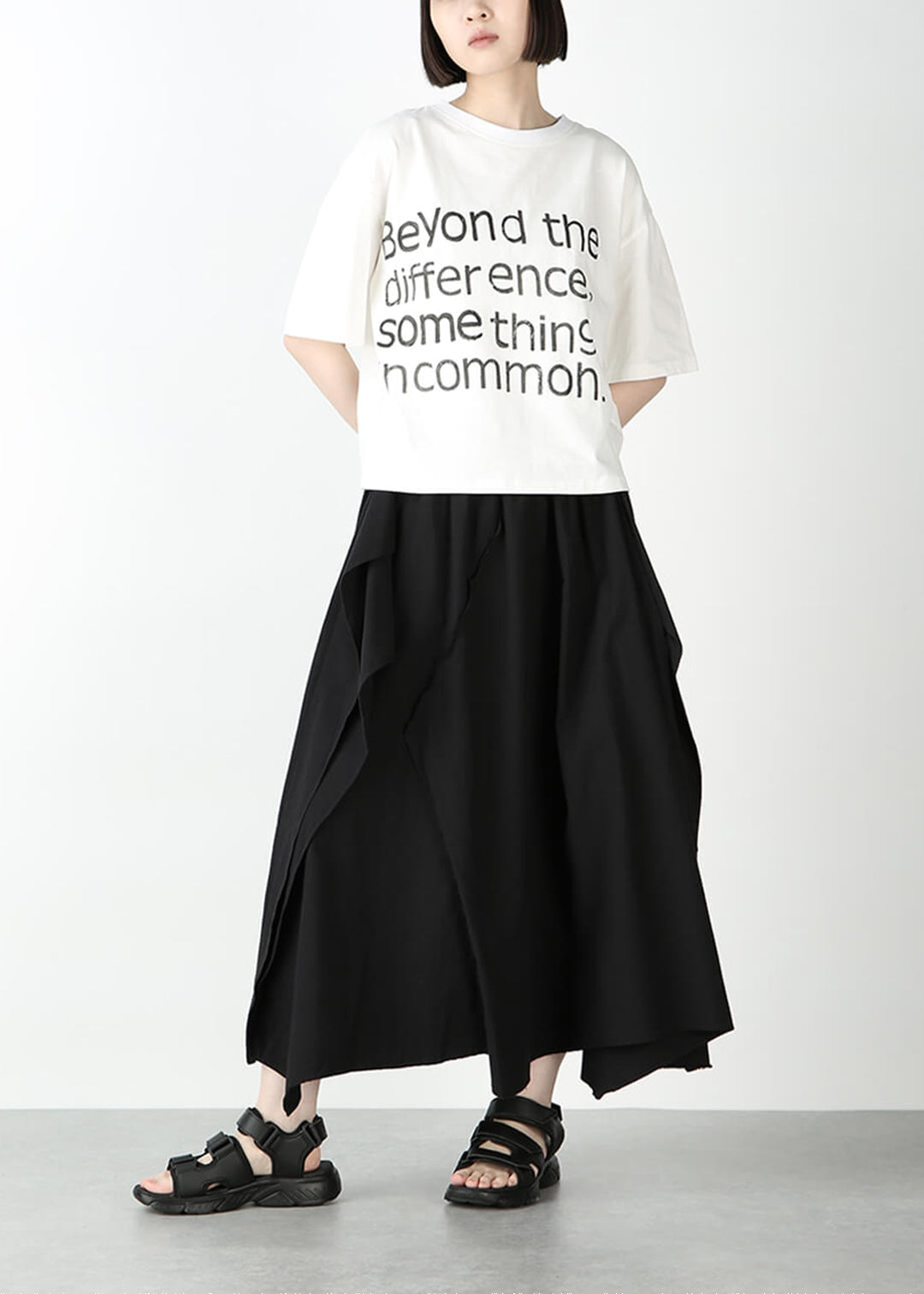 Yuragi Asymmetry Skirt 150tw Khadi – マザーハウス 公式サイト