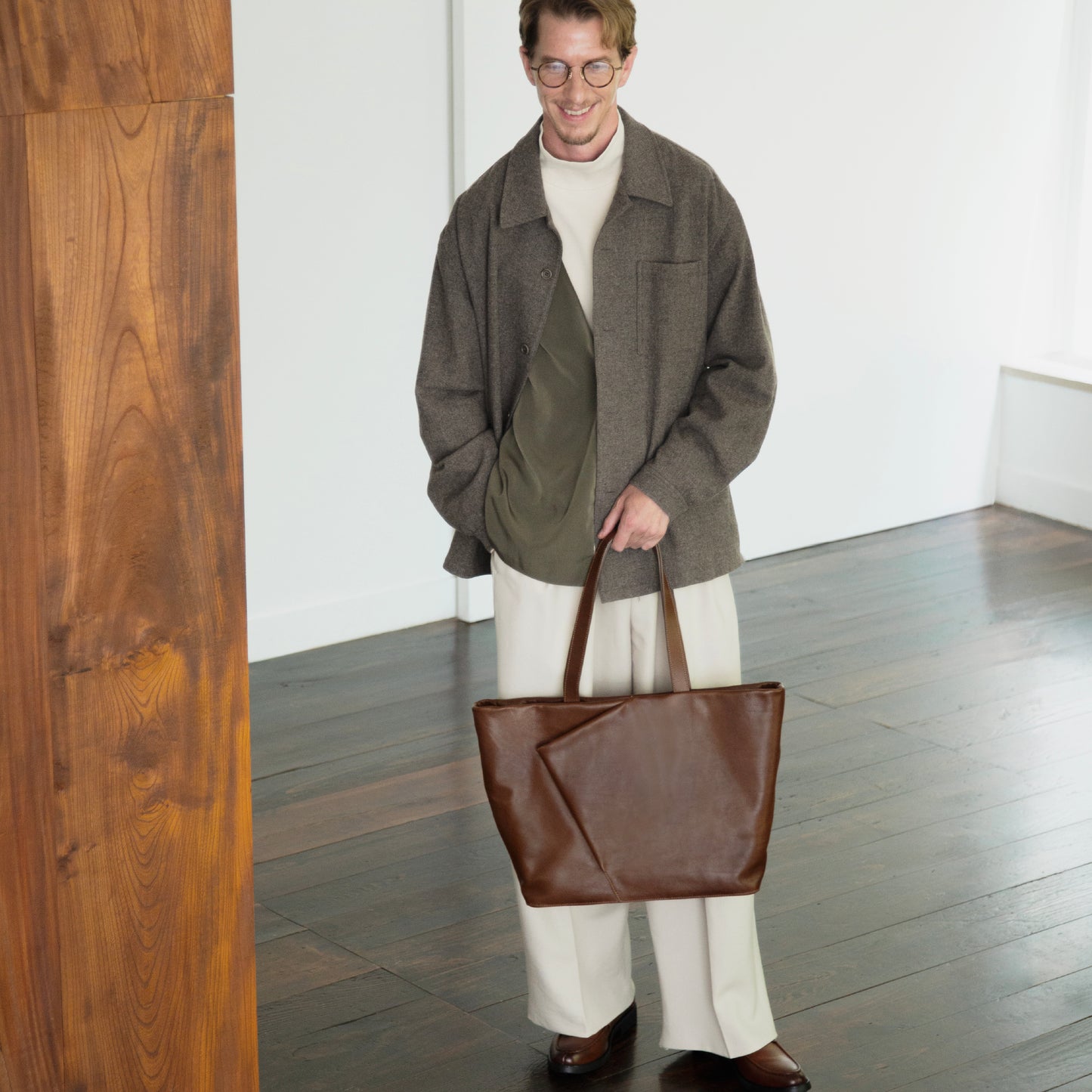 Fluid Tote L