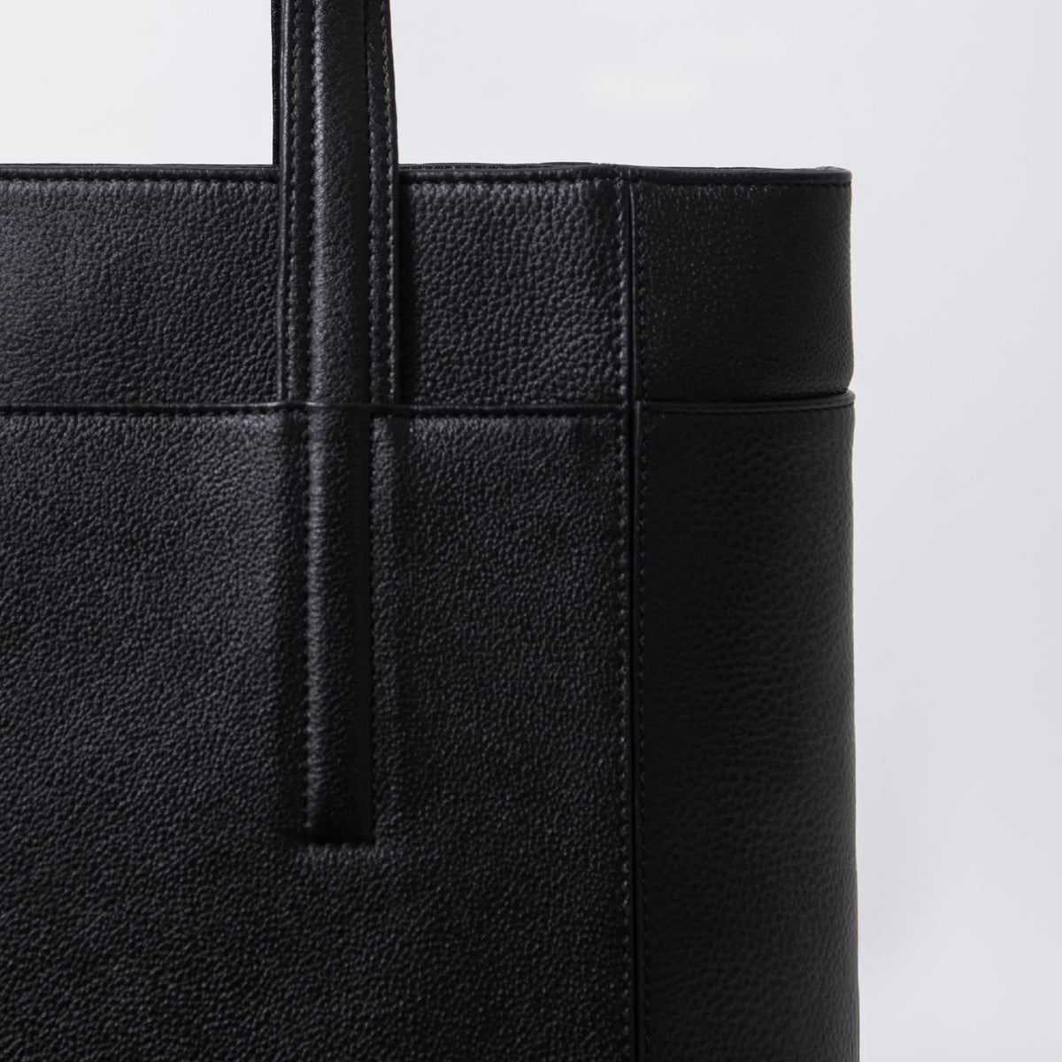 Grid Tote