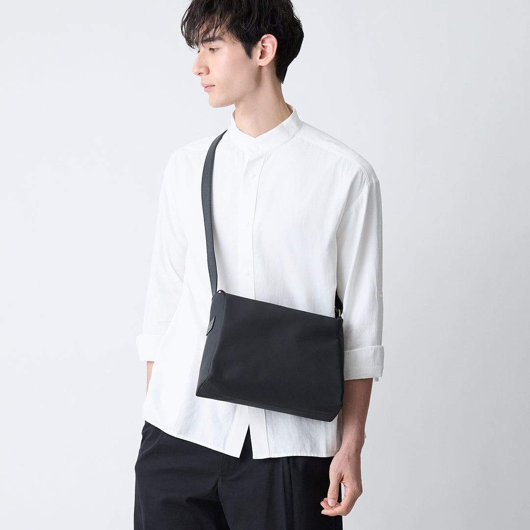 Blind Soccer Middle Shoulder