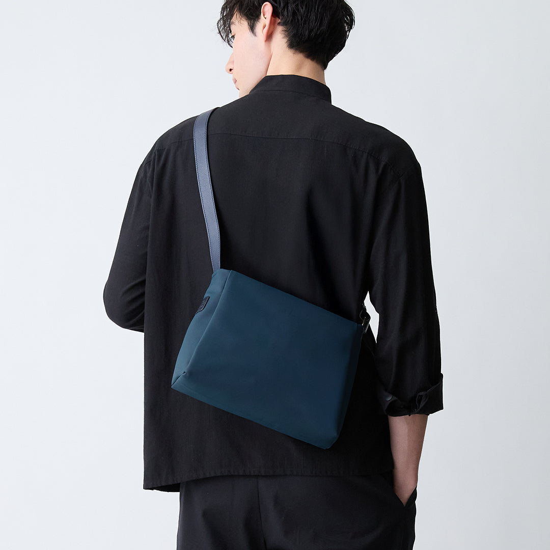 Blind Soccer Middle Shoulder