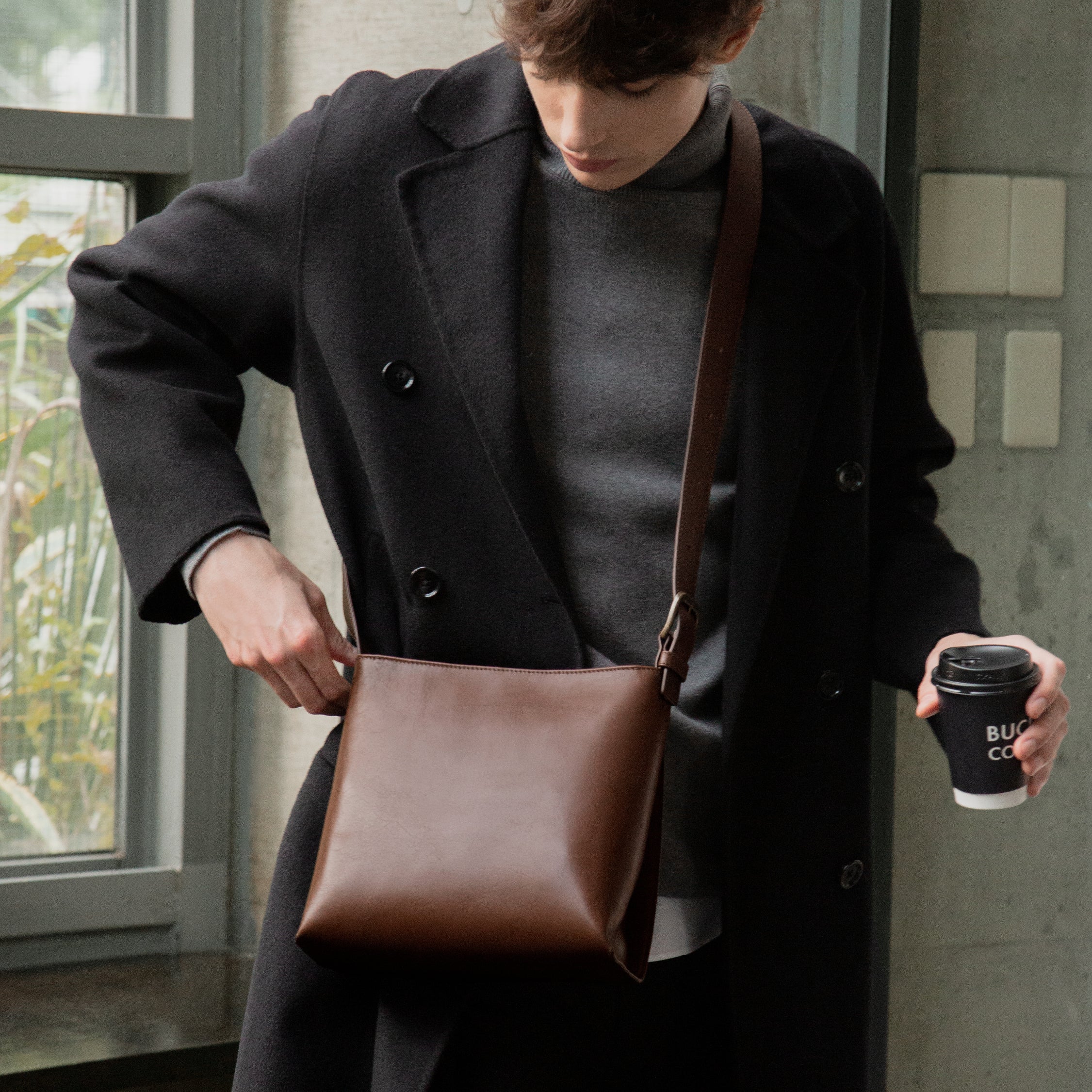 Bright Square Shoulder – マザーハウス 公式サイト