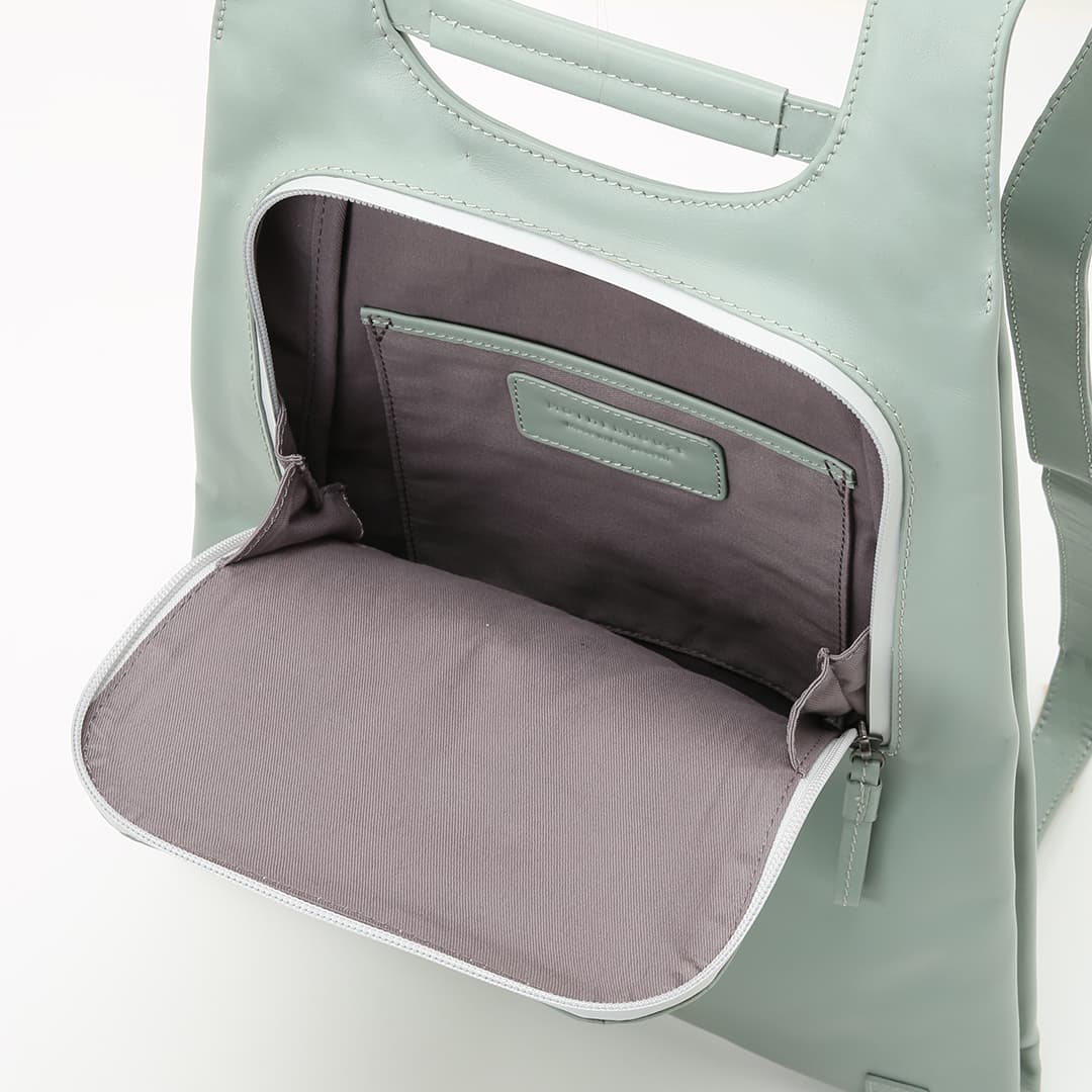 Minimatou Backpack(WaterRepellent)L – マザーハウス 公式サイト