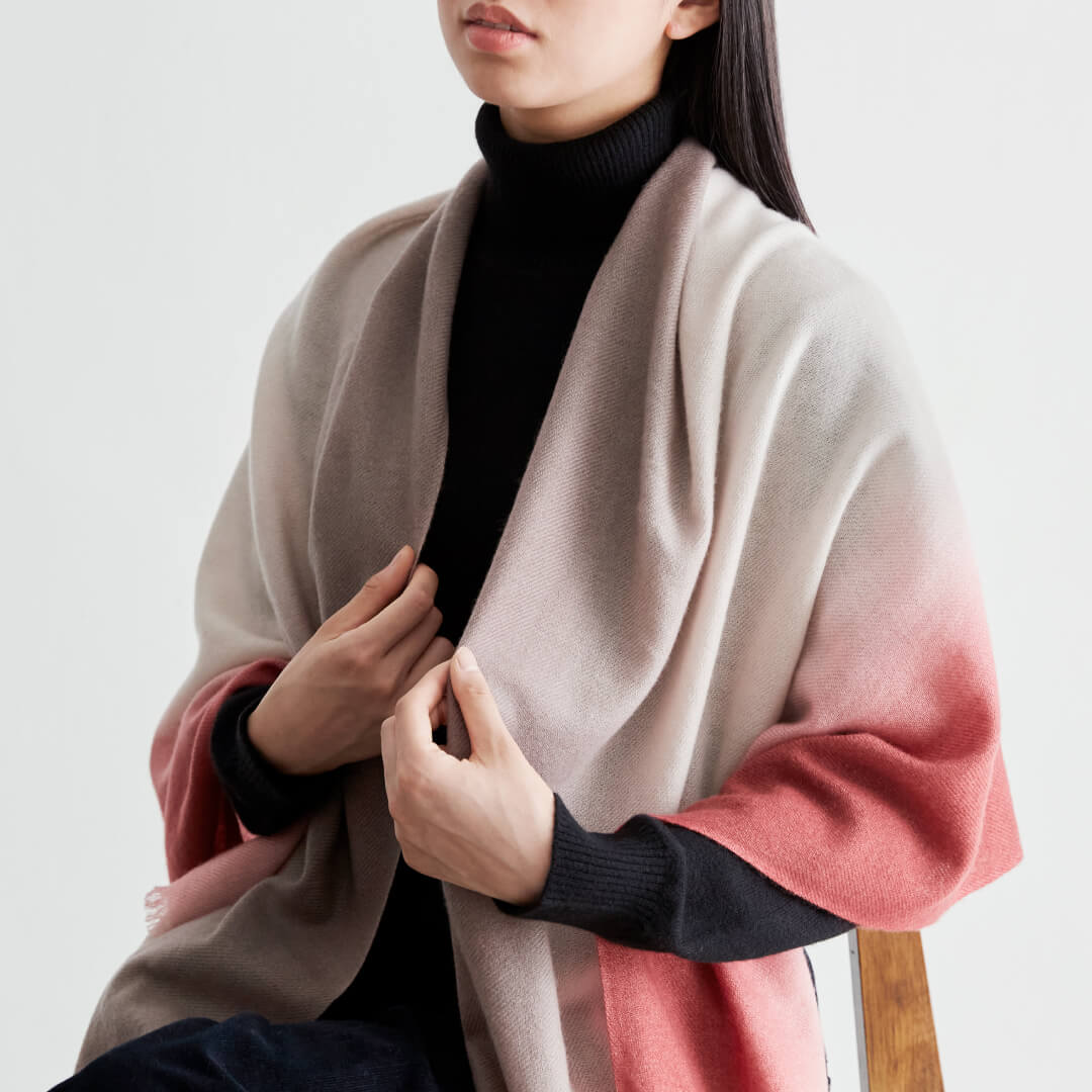 Tricolor Cashmere Stole – マザーハウス 公式サイト