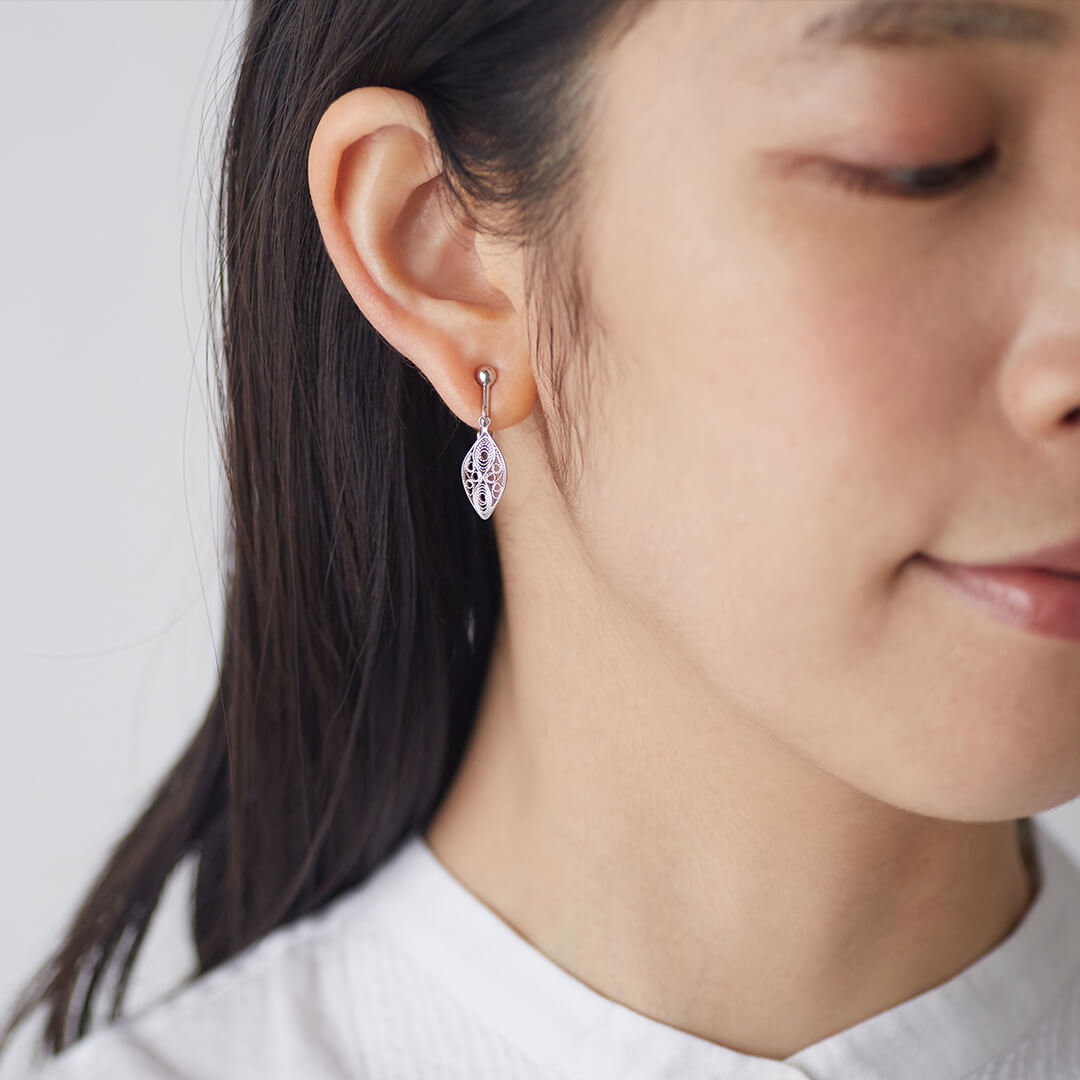 Clip-on earring clip in silver